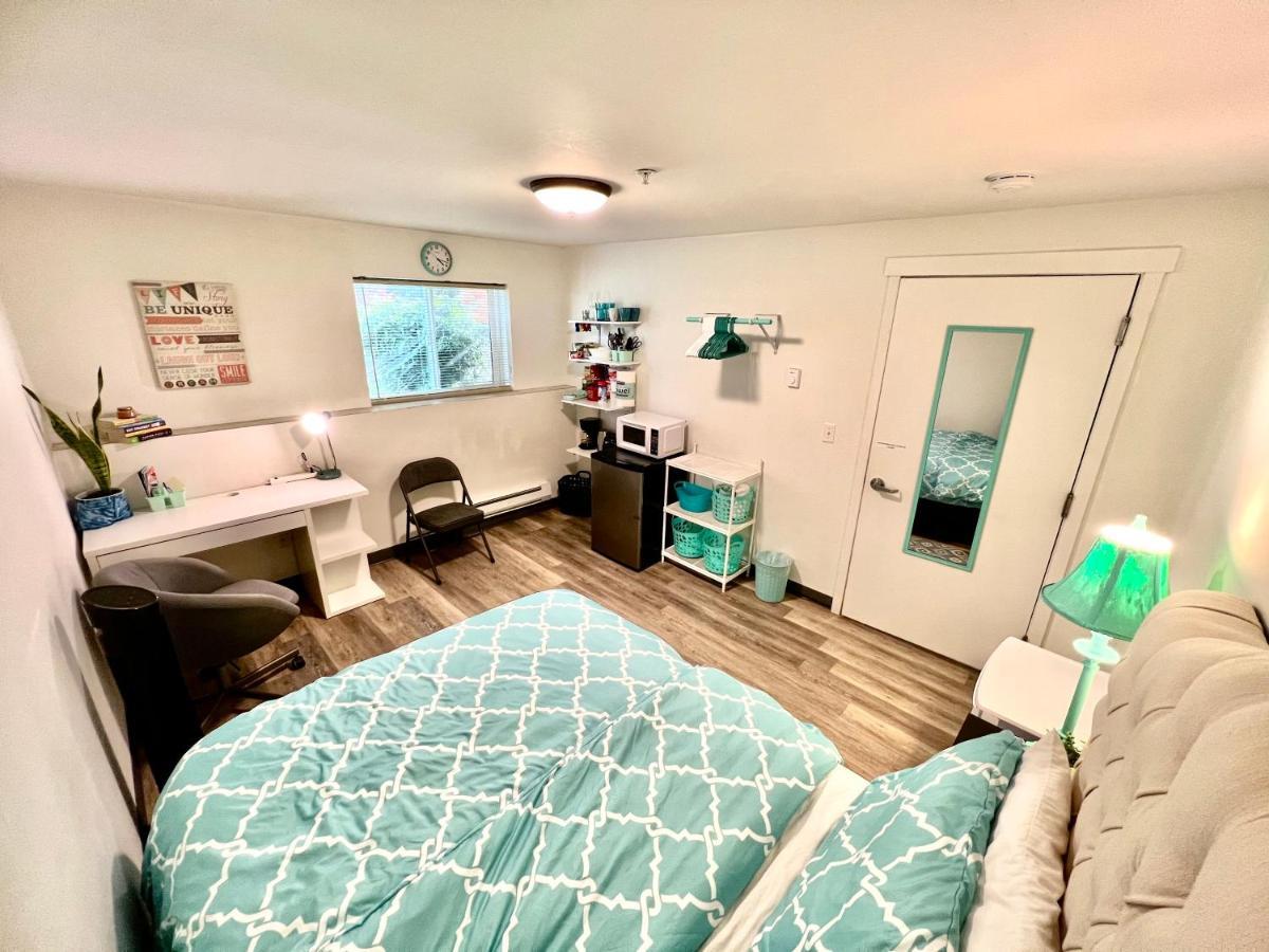 Private Room With Shared Bathroom On The 1St Floor 10 Minutes Walk To University Of Washington Seattle Eksteriør billede